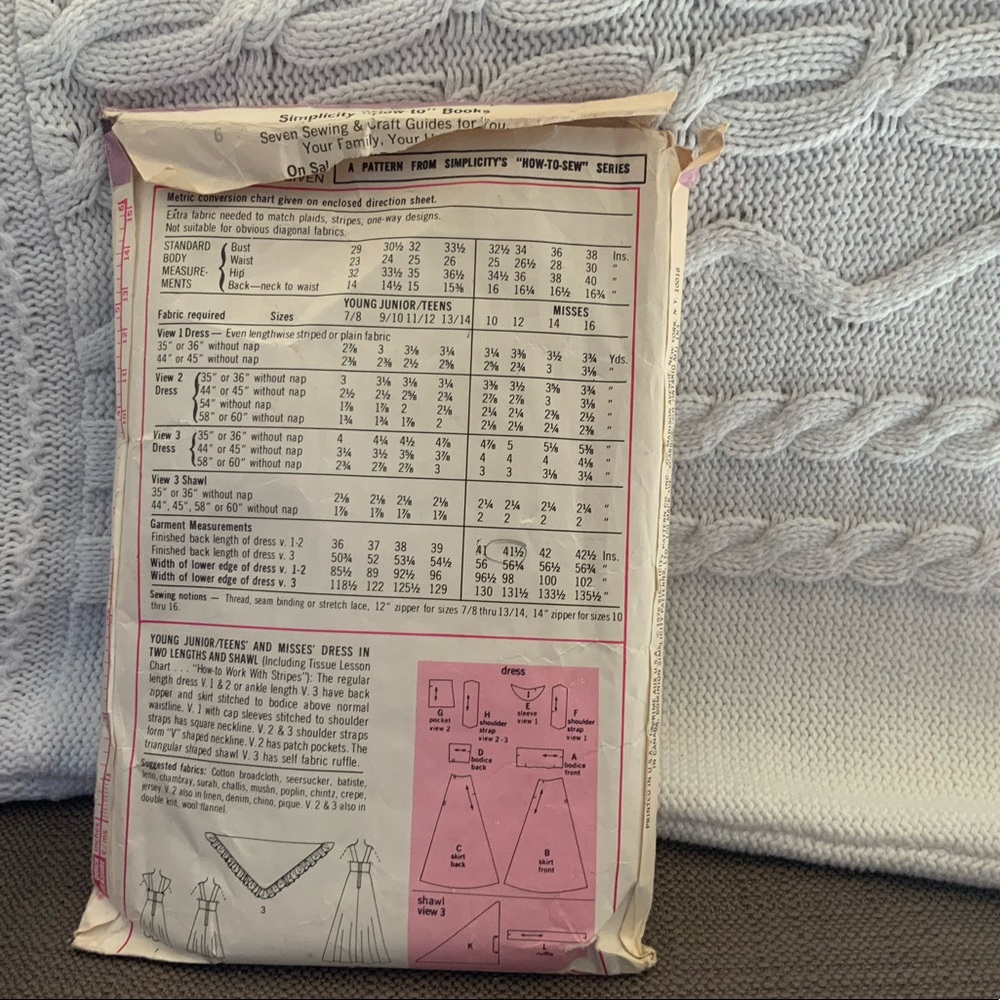 Vintage SIMPLICITY How To Sew Pattern Size 12 👗 - Picture 2 of 2